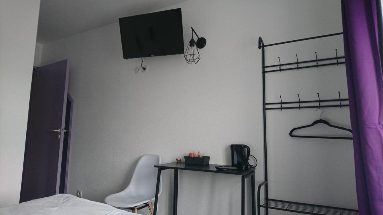 Verrieres  Hotel Les Deux Porches מראה חיצוני תמונה