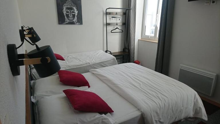 Verrieres  Hotel Les Deux Porches מראה חיצוני תמונה