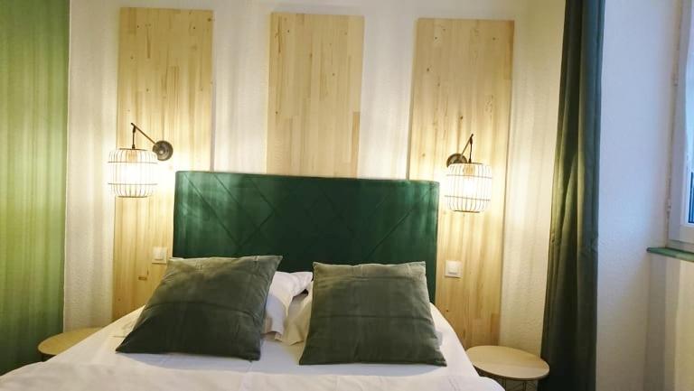 Verrieres  Hotel Les Deux Porches מראה חיצוני תמונה