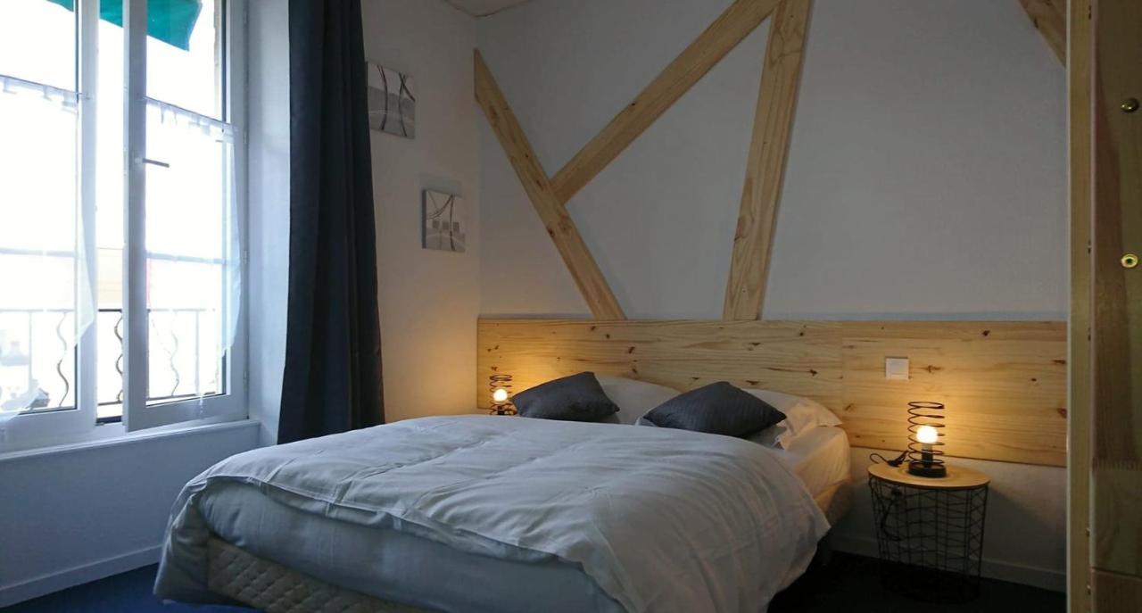 Verrieres  Hotel Les Deux Porches מראה חיצוני תמונה