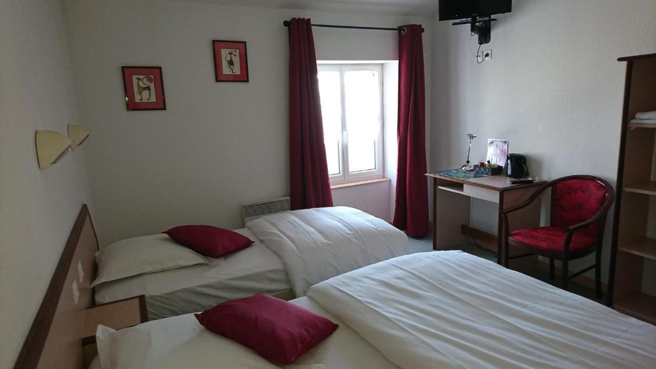Verrieres  Hotel Les Deux Porches מראה חיצוני תמונה